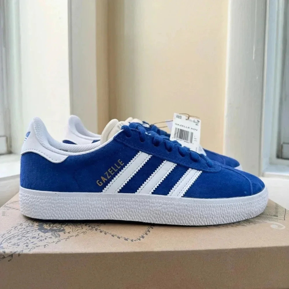 NWT Adidas Gazelle ADV Sneakers Womens 6.5 Royal Blue Cloud White